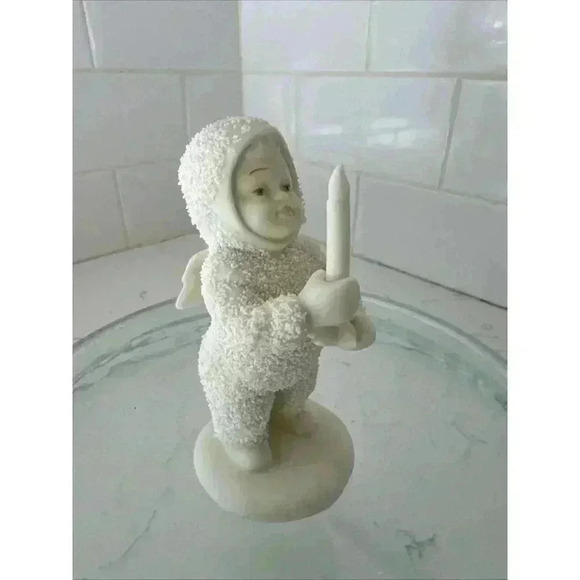 Snowbabies Just One Little Candle Dept 56 Winter Tales Snow Baby - Picture 1 of 11